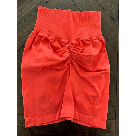 FP Movement Coral Ribbed Waist Bike Shorts Size XS/S New - Picture 3 of 3